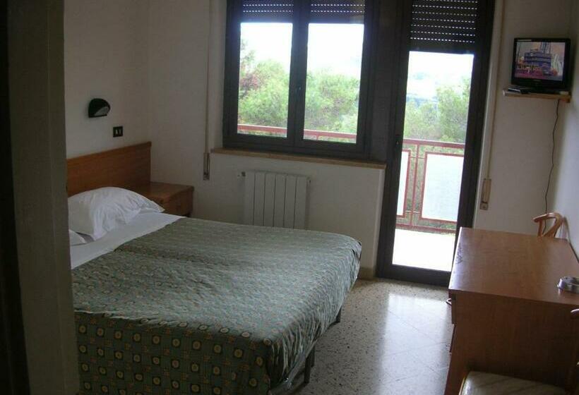 חדר סטנדרט עם מרפסת, Millepini