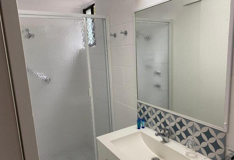 スタンダード４人部屋, Moffat Beach Motel Caloundra