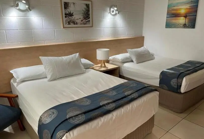 スタンダード4人部屋, Moffat Beach Motel Caloundra