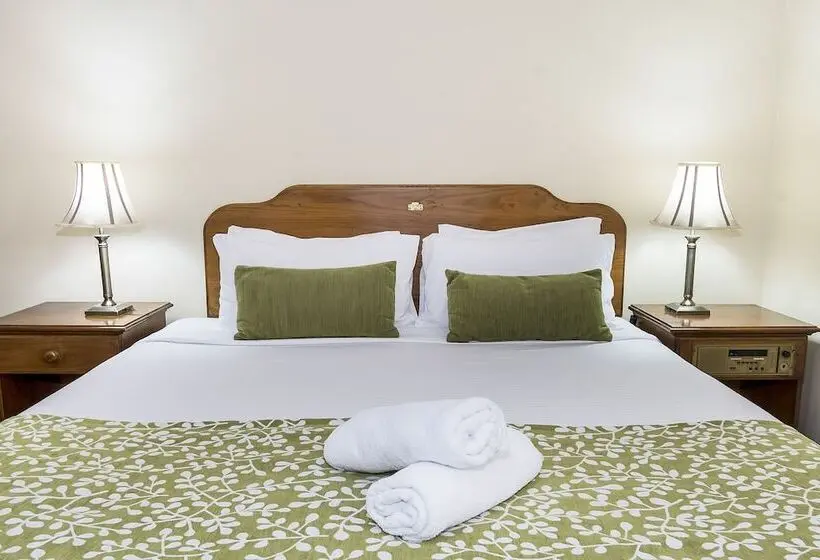 Perhehuone, Ballina Heritage Inn