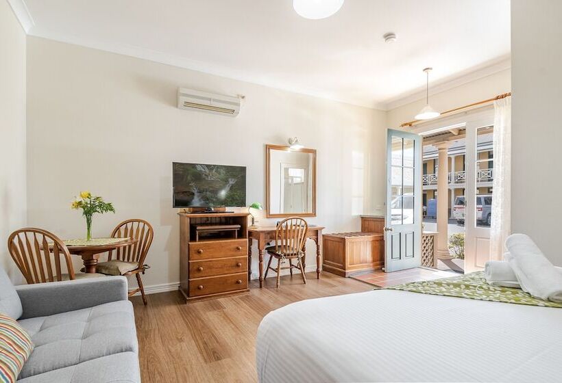 اتاق لوکس, Ballina Heritage Inn