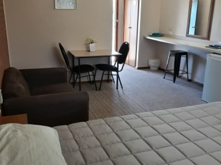 חדר דלוקס, Castlereagh Motor Inn