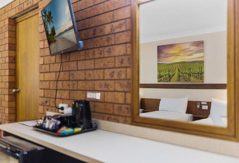 غرفة عائلية, Castlereagh Motor Inn