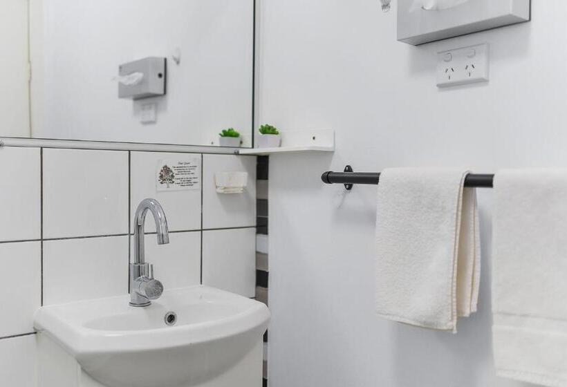 חדר סטנדרט, Castlereagh Motor Inn