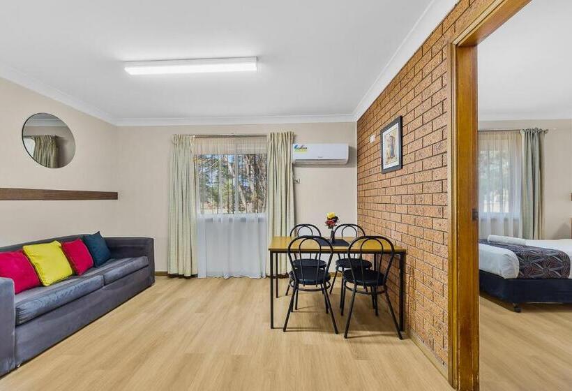 شقة غرفتين, Castlereagh Motor Inn