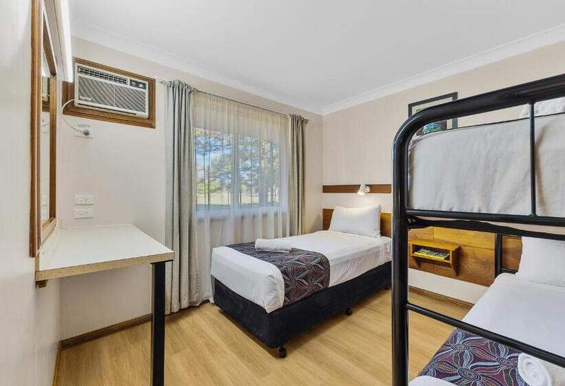 شقة غرفتين, Castlereagh Motor Inn