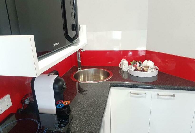 اتاق استاندارد با آشپزخانه, Motel24seven And Apartments