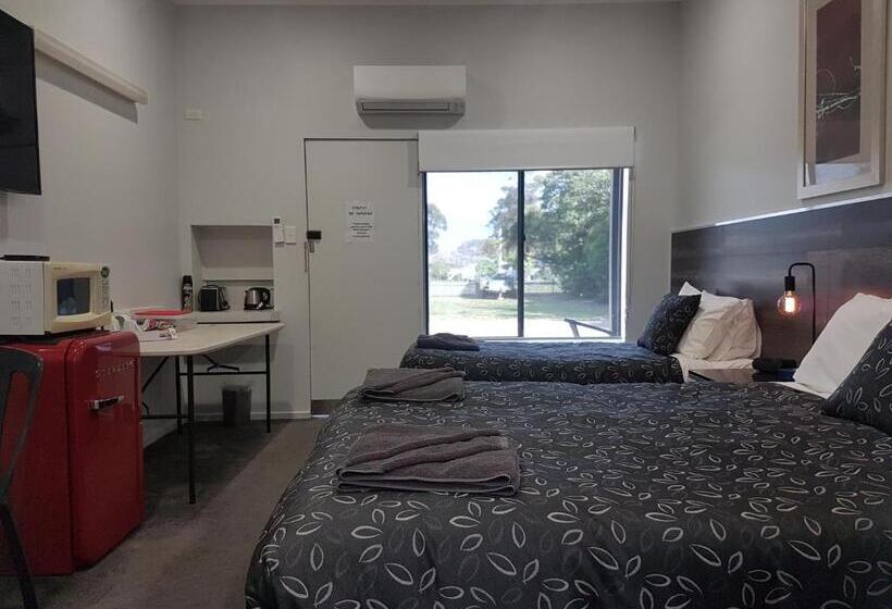 اتاق استاندارد, Motel24seven And Apartments