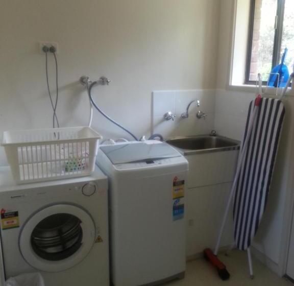 آپارتمان 1 خوابه, Motel24seven And Apartments