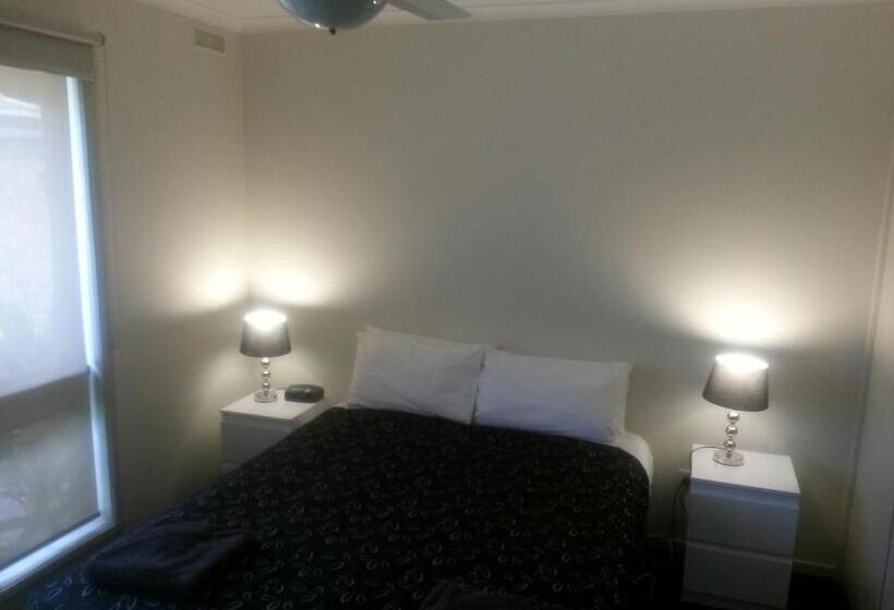 آپارتمان 1 خوابه, Motel24seven And Apartments