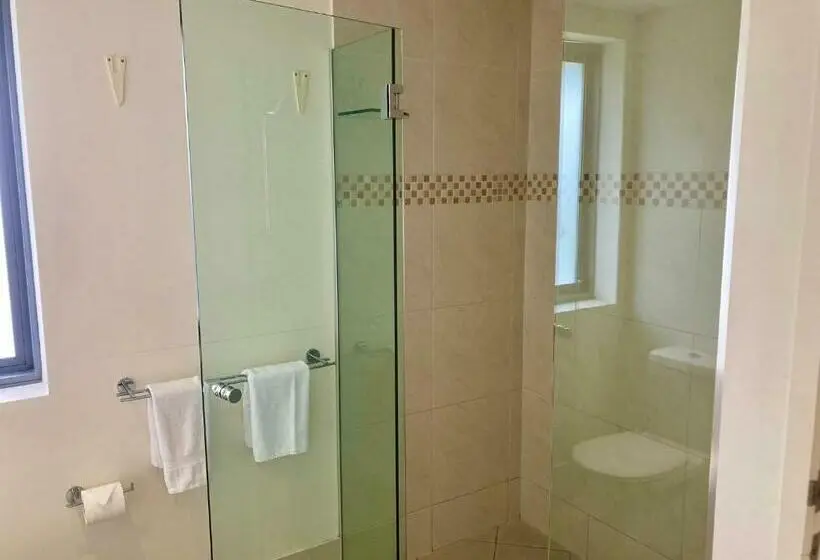 استودیوی استاندارد, Ocean Views Resort Caloundra