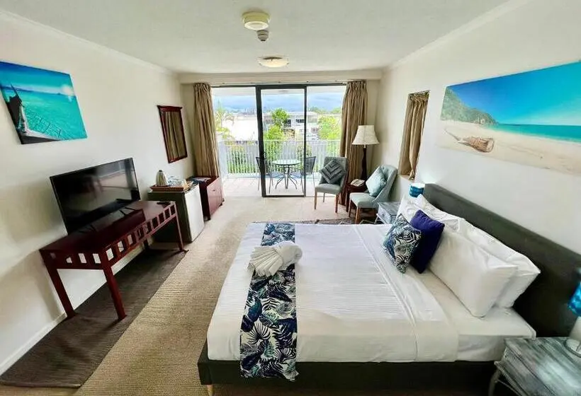 Economy Studio, Ocean Views Resort Caloundra