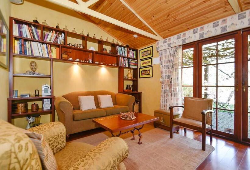 جناح مزود بجاكوزى, Ford House Bed & Breakfast