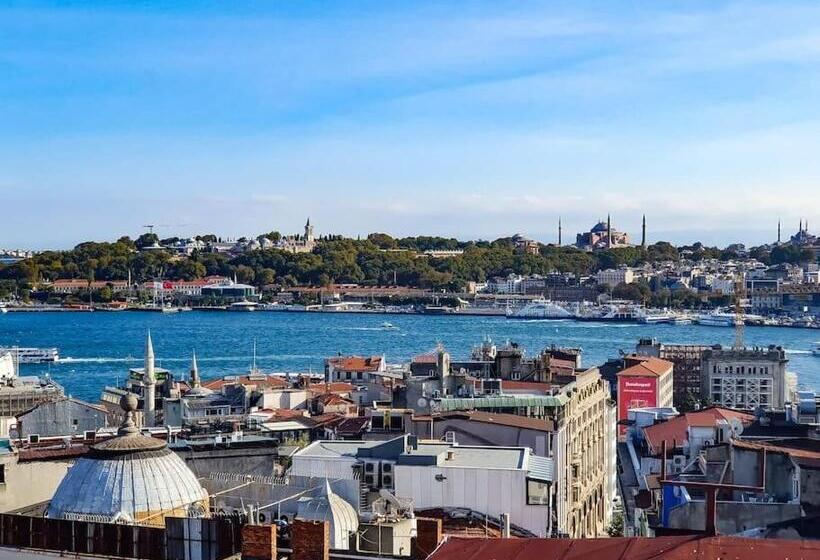 استودیوی استاندارد با چشم‌انداز دریا, Entire Apartment With Amazing Seaview Terrace Near Galata Tower