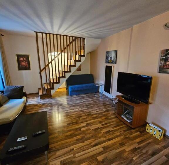 سوییت خانوادگی, Majka 2 Apartments