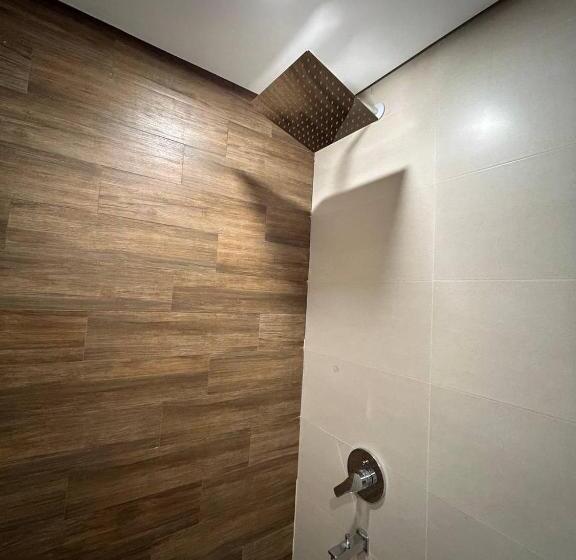 اتاق لوکس, Madinah Deluxe