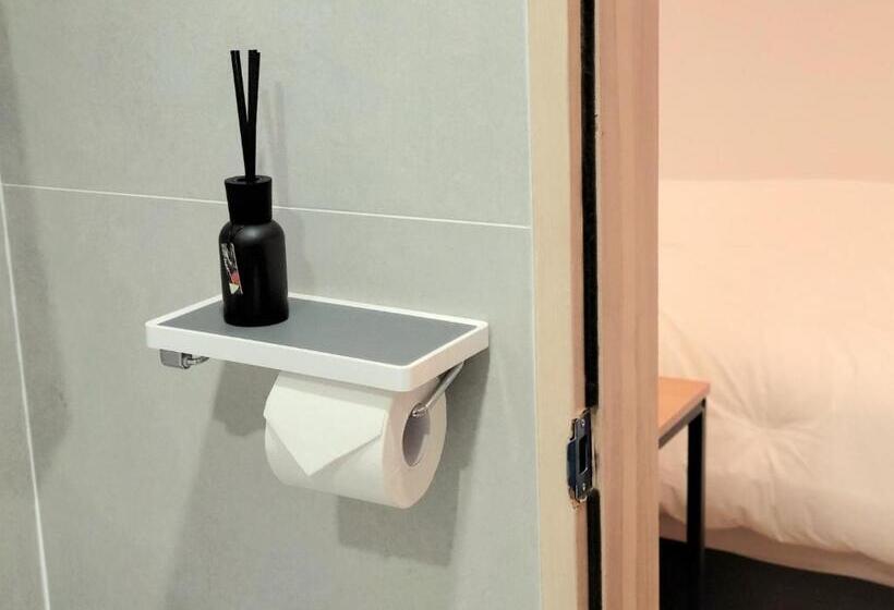 Chambre Standard, Jeong Ansan Seonbu