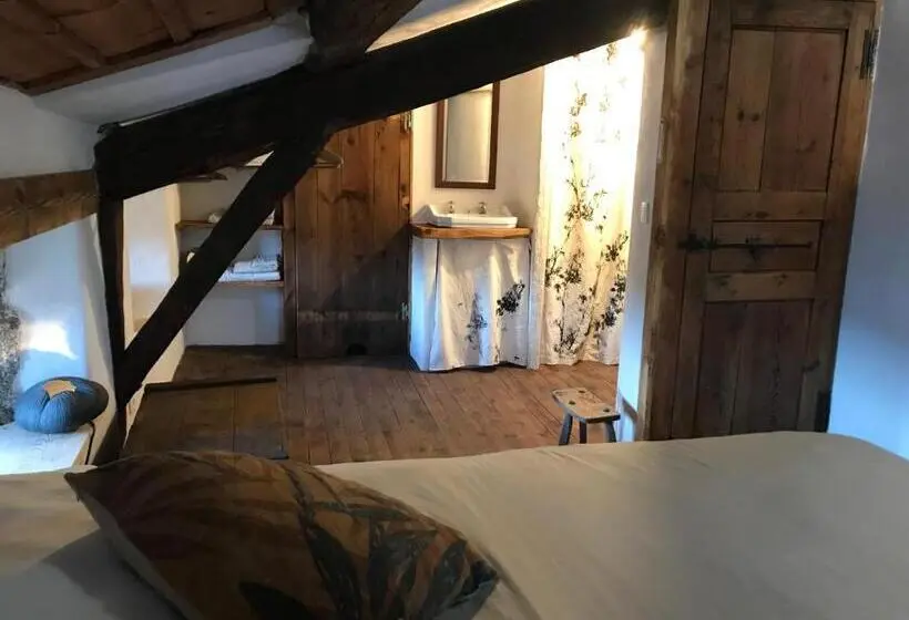 スタンダードルーム, Chambres Et Tables D Hôtes Les Ateliers De Pontajou Pèlerin Navette Gratuite à Saugues