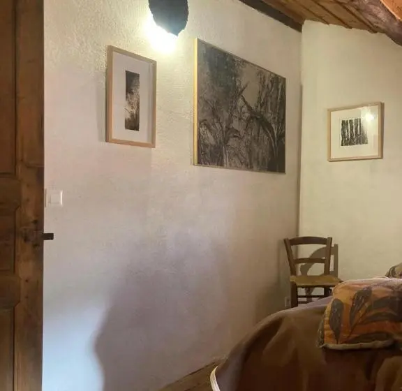 スタンダードルーム, Chambres Et Tables D Hôtes Les Ateliers De Pontajou Pèlerin Navette Gratuite à Saugues