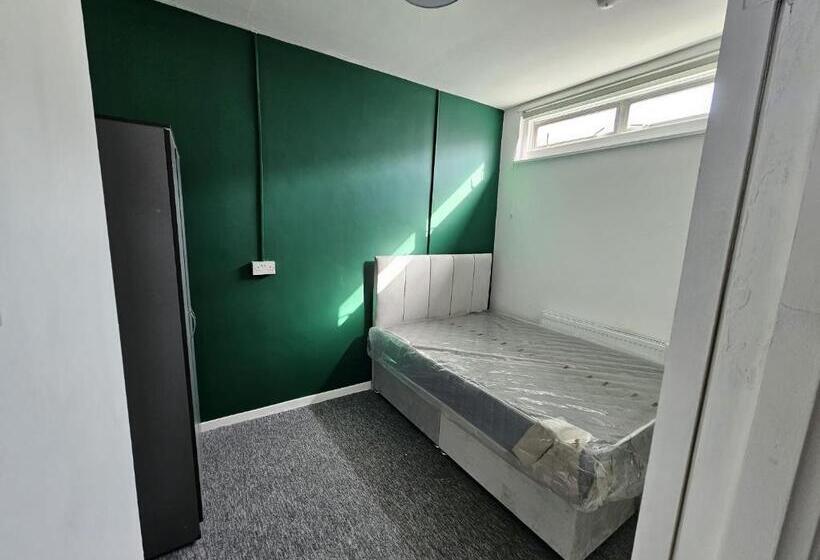 דירת שני חדרים, Livestay Affordable En Suite Studio Rooms In London, N14