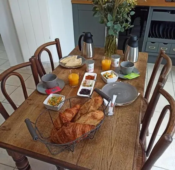 スタンダード4人部屋, Le Cottage Des Falaises