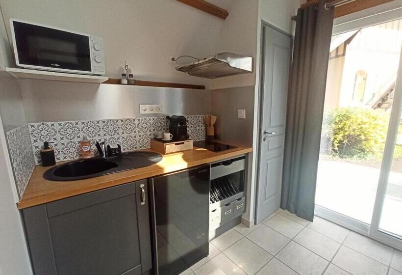 Четырехместный Номер Стандарт, Le Cottage Des Falaises