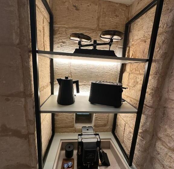 اتاق لوکس, Lorenzo X Casa Norte