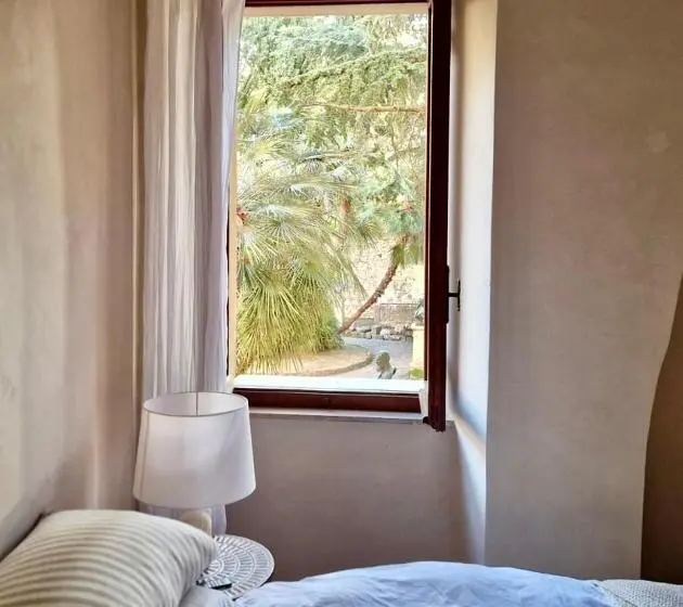 اتاق استاندارد با تخت بزرگ, Suite Atelier Arringo