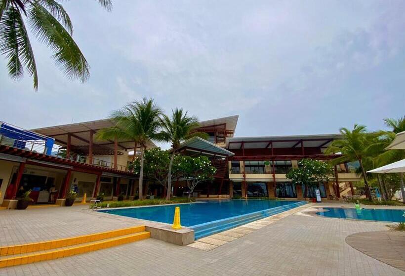 Standard Studio with Views, Pico De Loro Room Jacana A Bldg