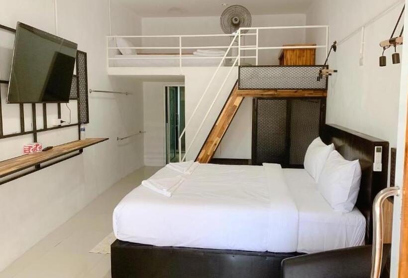 デラックストリプルルーム, Amazing Inn Koh Tao