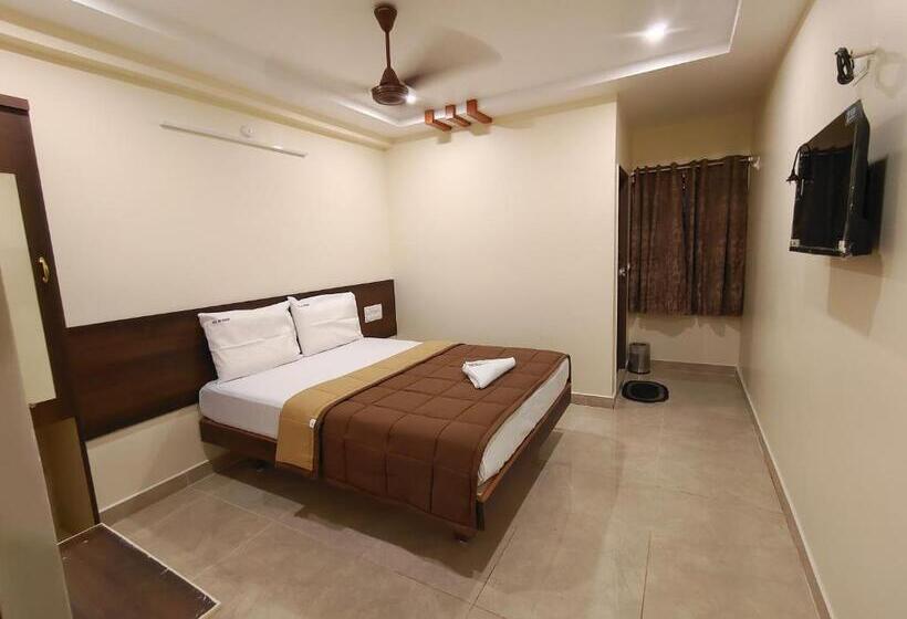 Номер Стандарт Вид на Горы, Dkr Grand