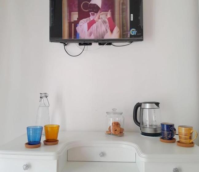 اتاق استاندارد با بالکن, Tombolata