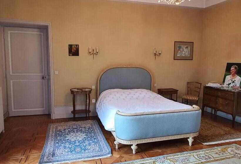 标准房带园景, Au Pied De La Cathédrale