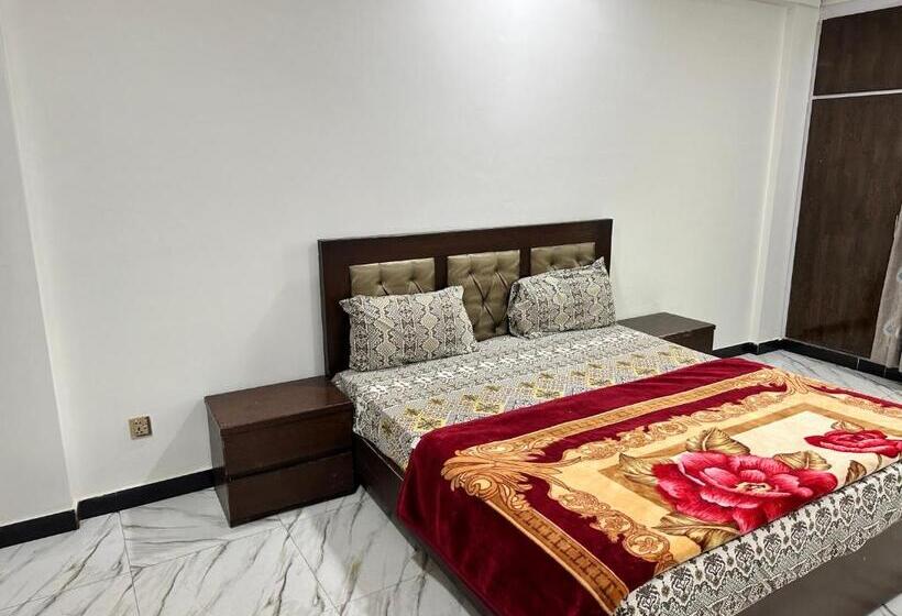 اتاق استاندارد با چشم‌انداز کوهستان, Bhurban Breeze Inn