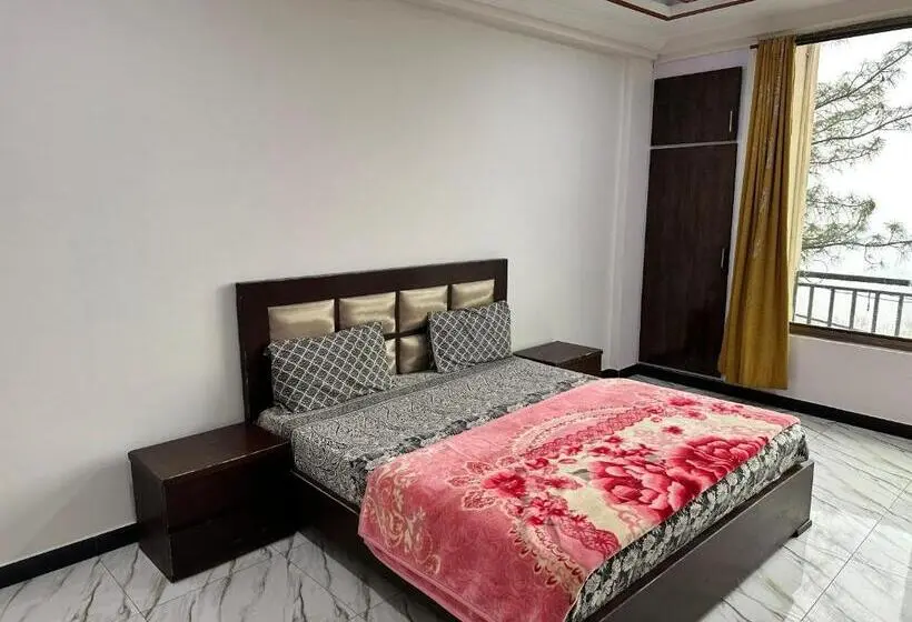 سوییت با چشم‌انداز کوه, Bhurban Breeze Inn