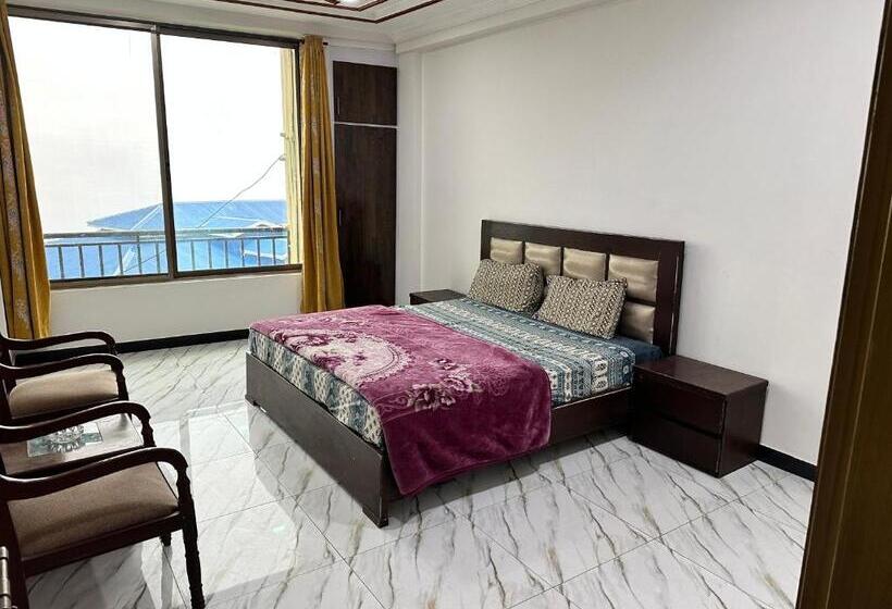 سوییت با چشم‌انداز کوه, Bhurban Breeze Inn