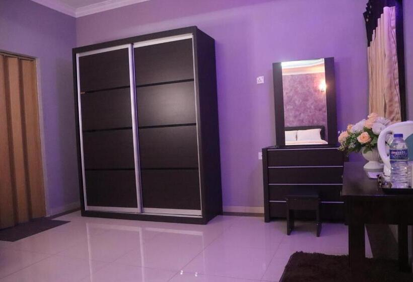 Номер Deluxe Кровать Кинг, Bunga Raya Resort Parit Buntar