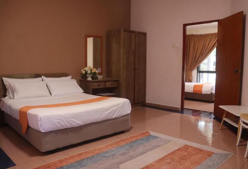 غرفة سوبيريور ثلاثية, Bunga Raya Resort Parit Buntar