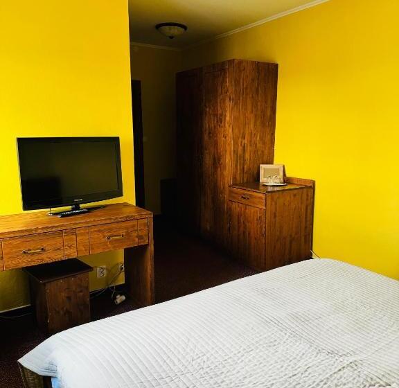 标准间, Penzion Myslivna