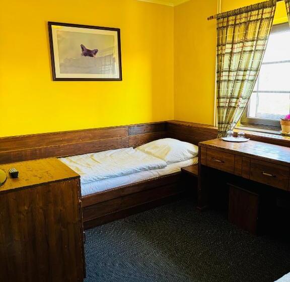 标准间, Penzion Myslivna