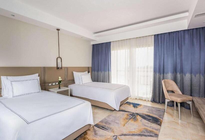 סוויטת סניור, Rixos Radamis Sharm El Sheikh