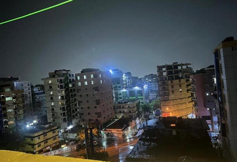 اتاق استاندارد با بالکن, The Central Heartbeat Haven Intercity