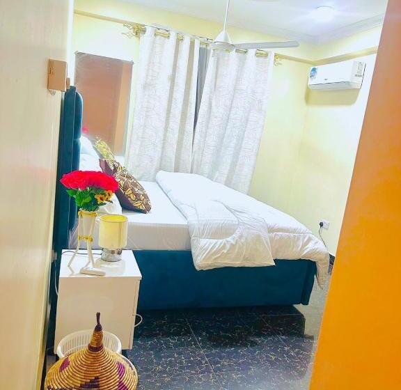 اتاق استاندارد با بالکن, The Central Heartbeat Haven Intercity