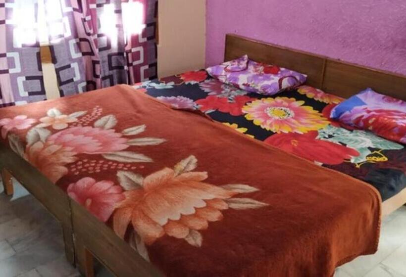 غرفة ديلوكس, Gayatri Guest House Haridwar Near Railway Station   Ganga Ghat   Best Hotel In Haridwar