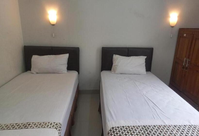 Номер Deluxe, Capital O 93872 Natura Guest House Syariah