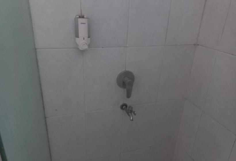 Номер Deluxe, Capital O 93872 Natura Guest House Syariah