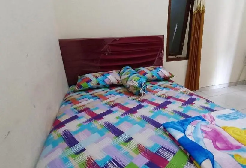 اتاق اکونومی, Spot On 93819 Homestay Shinta Syariah