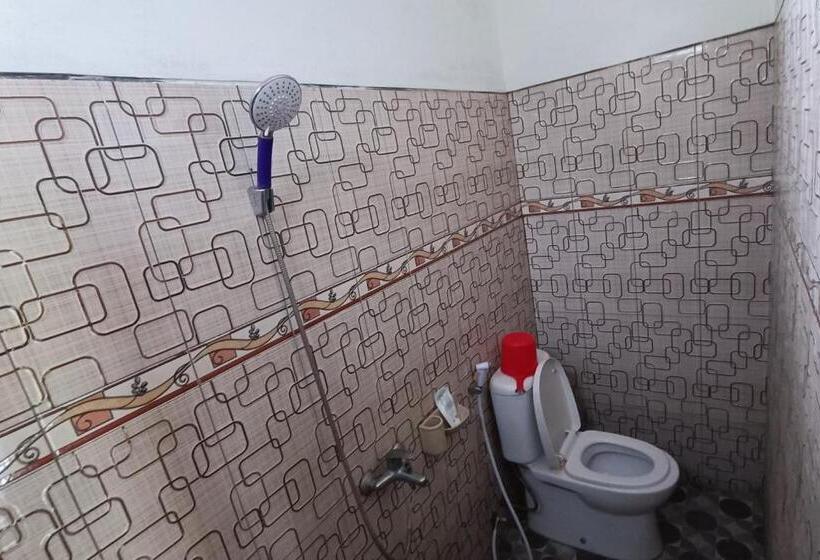 经济房, Spot On 93819 Homestay Shinta Syariah