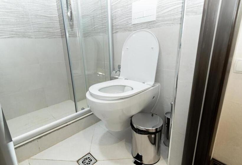 اتاق استاندارد با تخت بزرگ, The Heritage Tashkent