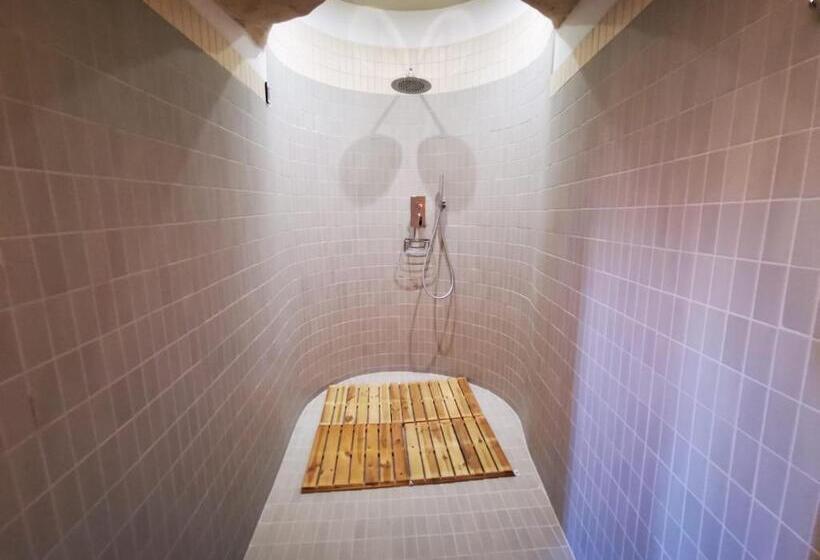 اتاق استاندارد, Albachiara Room